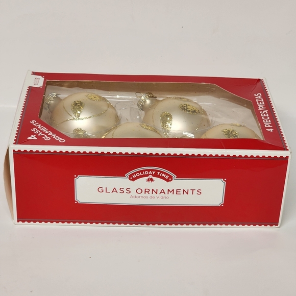 4 Glass Christmas Oranaments Holiday Time - Picture 2 of 3